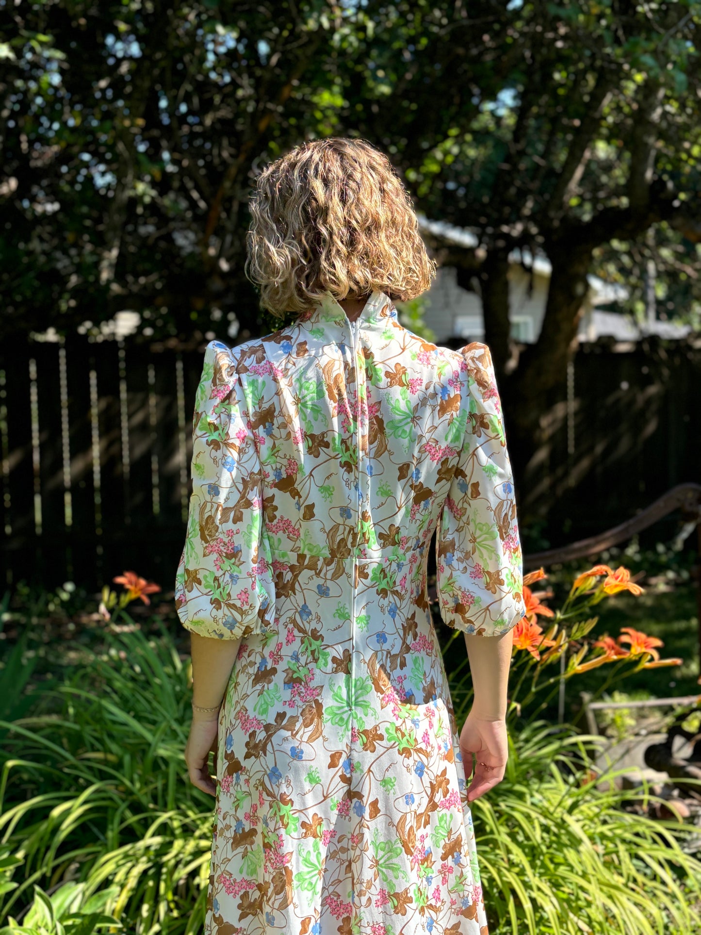 70’s Vintage Vibrant Floral Garden Dress