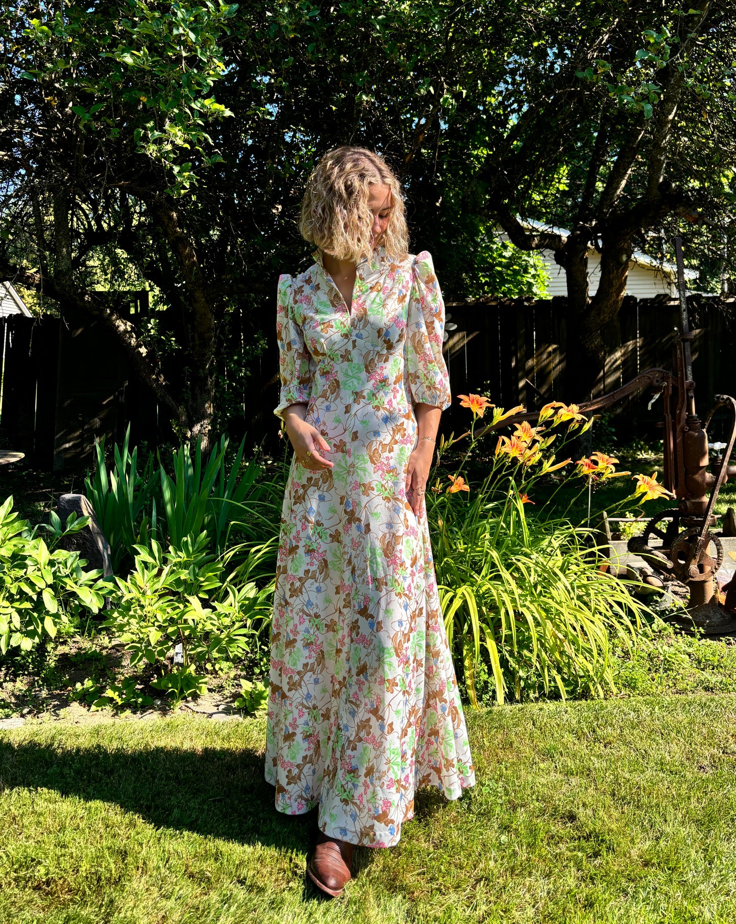 70’s Vintage Vibrant Floral Garden Dress