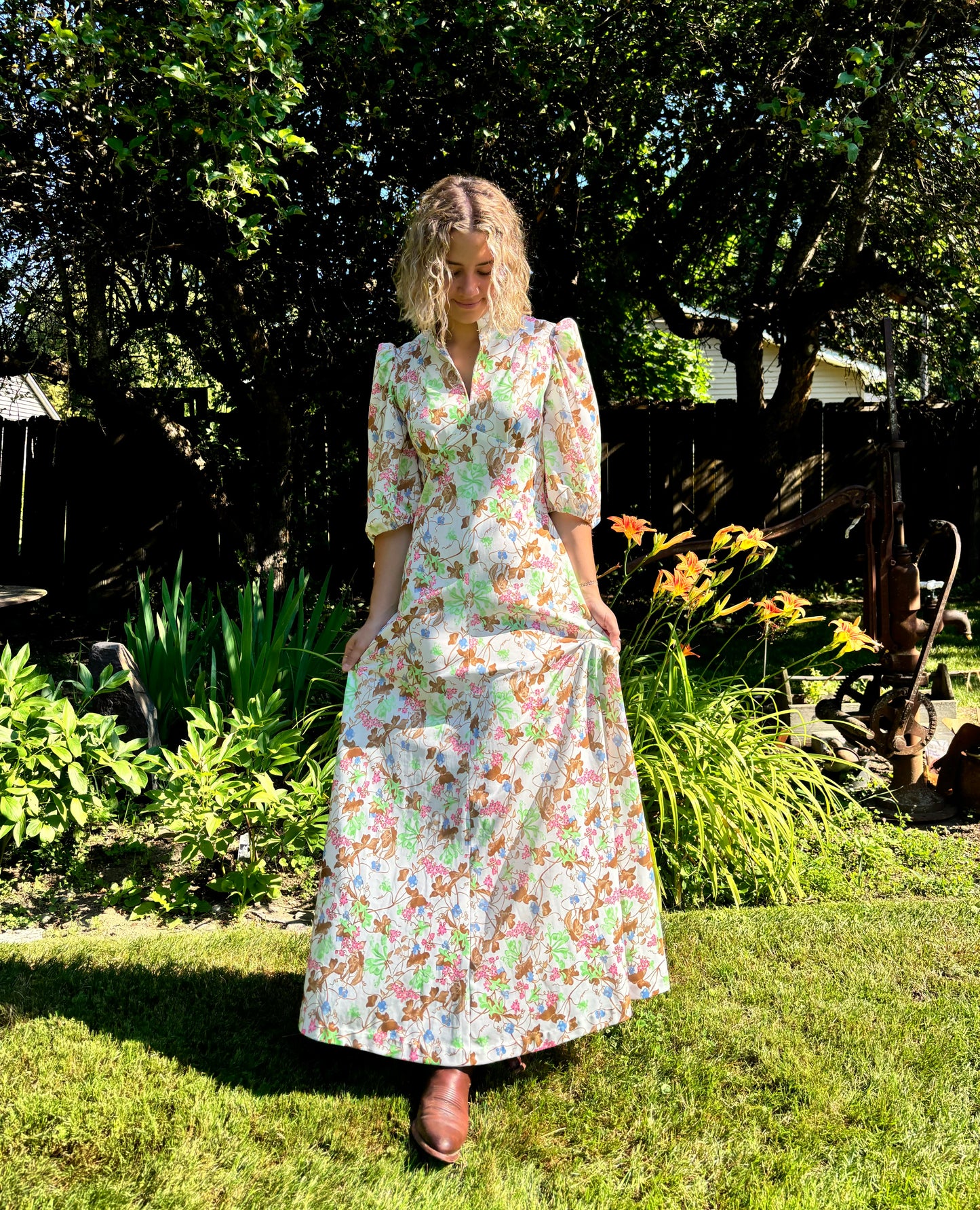 70’s Vintage Vibrant Floral Garden Dress